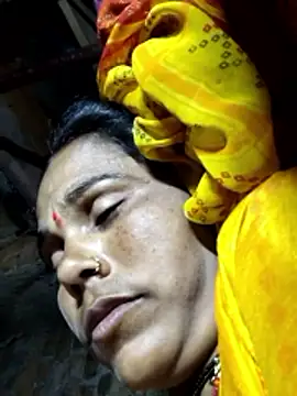 Pooja750 online show from April 11, 2026, 7:50 pm