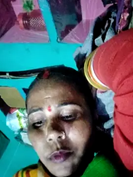 Pooja750 online show from November 2, 2025, 1:27 pm