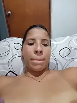 Liagni0 online show from February 12, 2026, 3:28 am