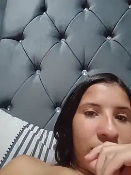 Liagni0 online show from March 11, 2026, 4:06 am