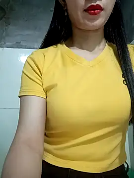 Snapshot of Vyvyy06 chatting on October 16, 2025, 1:14 am Vyvyy06 online show from October 16, 2025, 1:14 am