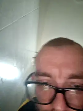 Snapshot of 948197 chatting on December 5, 2025, 12:15 pm 948197 online show from December 5, 2025, 12:15 pm