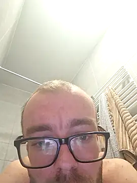 Snapshot of 948197 chatting on December 2, 2025, 2:52 pm 948197 online show from December 2, 2025, 2:52 pm