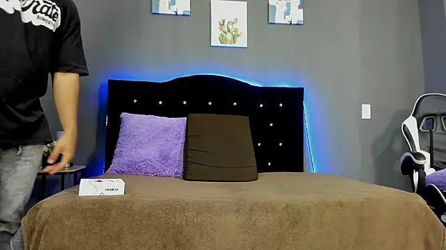  online show from March 30, 2026, 12:06 pm