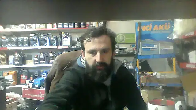 vihand22 online show from October 14, 2025, 6:47 am