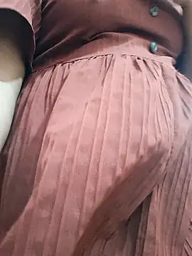 Snapshot of BeautyGirl_sara chatting on February 1, 2026, 5:06 am BeautyGirl sara online show from February 1, 2026, 5:06 am