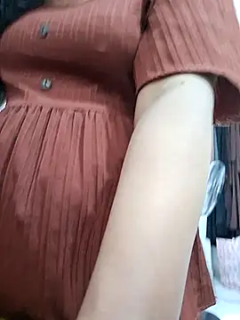 Snapshot of BeautyGirl_sara chatting on November 3, 2025, 4:39 am BeautyGirl sara online show from November 3, 2025, 4:39 am