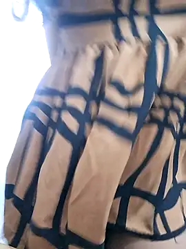 Snapshot of BeautyGirl_sara chatting on October 25, 2025, 4:55 am BeautyGirl sara online show from October 25, 2025, 4:55 am