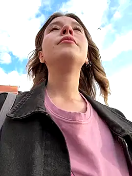 Mimiumuy online show from September 17, 2025, 2:08 pm