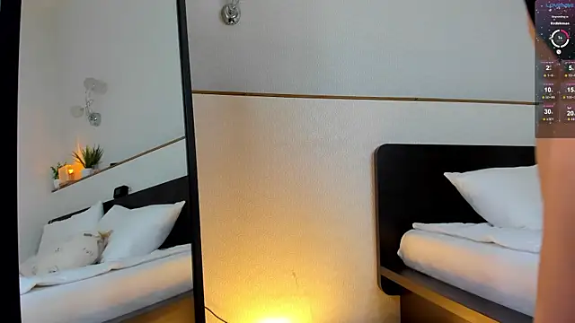 Snapshot of charlottacardi chatting on October 30, 2025, 3:16 am charlottacardi online show from October 30, 2025, 3:16 am