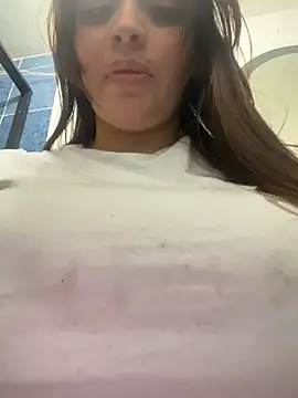 Snapshot of sarahreyess_11 chatting on January 13, 2026, 10:24 pm sarahreyess 11 online show from January 13, 2026, 10:24 pm