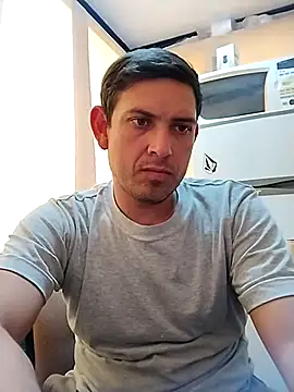 Az-09Ga online show from April 13, 2026, 4:55 pm