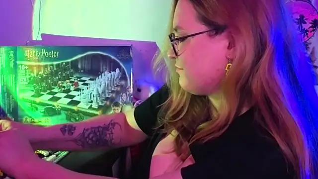 Snapshot of ZayaRush chatting on February 22, 2026, 7:48 pm ZayaRush online show from February 22, 2026, 7:48 pm