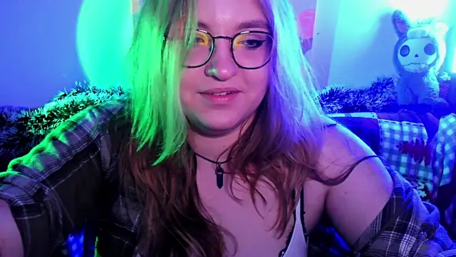 Snapshot of ZayaRush chatting on January 12, 2026, 4:14 pm ZayaRush online show from January 12, 2026, 4:14 pm