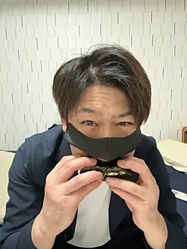 Snapshot of Arista_09 chatting on September 24, 2025, 12:22 pm Arista 09 online show from September 24, 2025, 12:22 pm