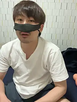 Snapshot of Arista_09 chatting on September 16, 2025, 12:00 am Arista 09 online show from September 16, 2025, 12:00 am