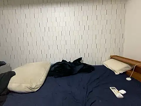 Snapshot of Arista_09 chatting on October 28, 2025, 3:00 pm Arista 09 online show from October 28, 2025, 3:00 pm