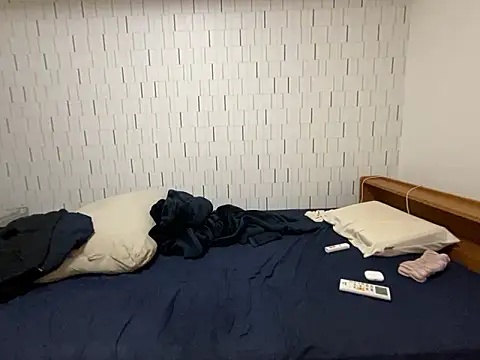 Snapshot of Arista_09 chatting on October 12, 2025, 11:17 pm Arista 09 online show from October 12, 2025, 11:17 pm