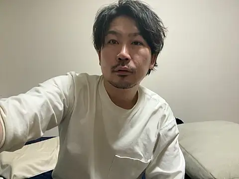 Snapshot of Arista_09 chatting on February 9, 2026, 10:13 am Arista 09 online show from February 9, 2026, 10:13 am