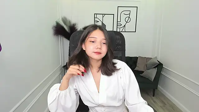 Snapshot of ElliVensda chatting on September 24, 2025, 11:28 am ElliVensda online show from September 24, 2025, 11:28 am