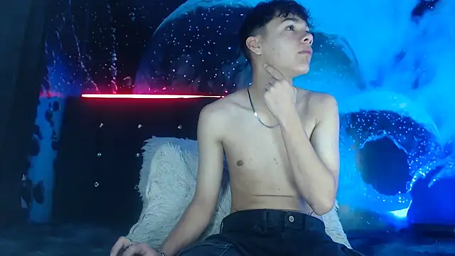 SemerHott online show from November 1, 2025, 4:23 pm