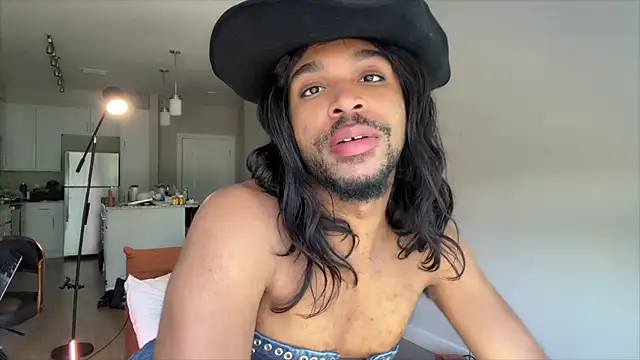 KaiTemptation online show from July 4, 2026, 8:24 pm