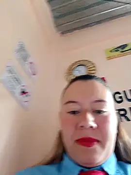 Snapshot of Hannah-colx chatting on May 11, 2026, 3:29 pm Hannah-colx online show from May 11, 2026, 3:29 pm