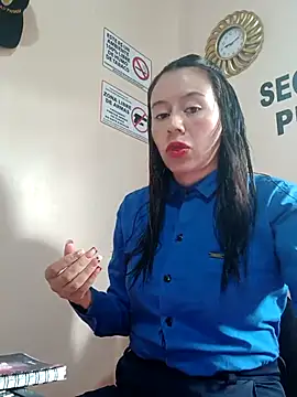 Hannah-colx online show from October 13, 2025, 1:12 pm