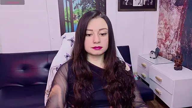 Snapshot of Eva_Roussell chatting on May 29, 2026, 3:29 pm Eva Roussell online show from May 29, 2026, 3:29 pm