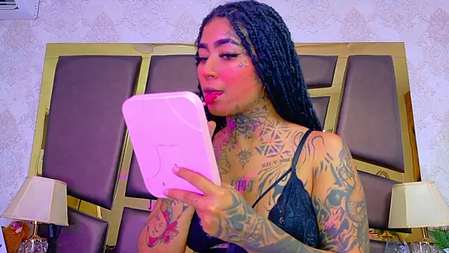 EmilieLake online show from March 11, 2026, 9:42 pm