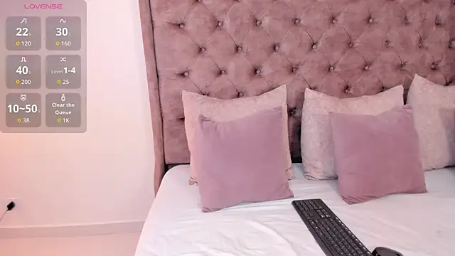 Snapshot of amber_colliiins chatting on September 25, 2025, 5:30 pm amber colliiins online show from September 25, 2025, 5:30 pm