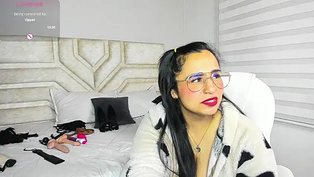  adahara queen online show from September 14, 2025, 7:31 am