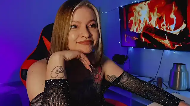 Snapshot of Mia_Kamp chatting on January 9, 2026, 6:59 pm Mia Kamp online show from January 9, 2026, 6:59 pm