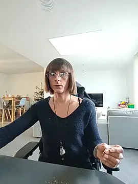 jenny5962 online show from December 16, 2025, 1:48 pm