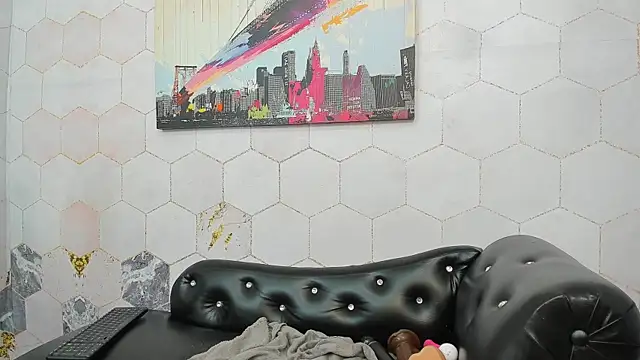 Anaa Fuentess online show from November 22, 2025, 11:42 am