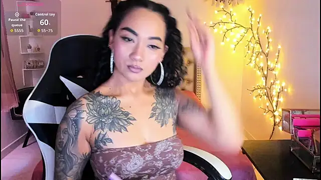 LenaStylesOA online show from September 10, 2025, 12:37 pm