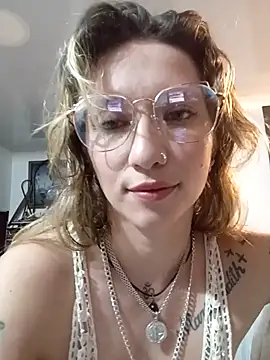 Snapshot of Licethf00x chatting on November 14, 2025, 1:53 am Licethf00x online show from November 14, 2025, 1:53 am