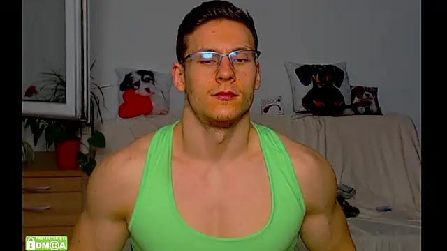 ZeinMiracles online show from March 9, 2026, 10:24 pm