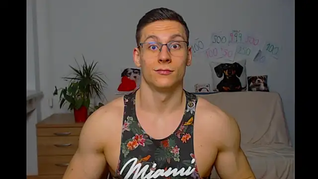 Snapshot of ZeinMiracles chatting on January 10, 2026, 6:47 pm ZeinMiracles online show from January 10, 2026, 6:47 pm