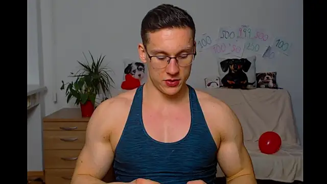 Snapshot of ZeinMiracles chatting on January 12, 2026, 10:36 pm ZeinMiracles online show from January 12, 2026, 10:36 pm