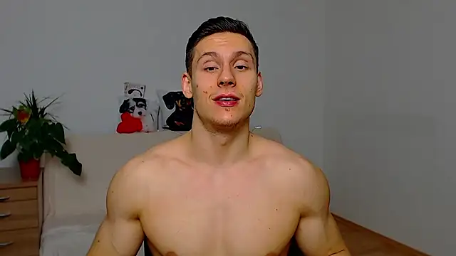 ZeinMiracles online show from December 1, 2025, 9:26 pm