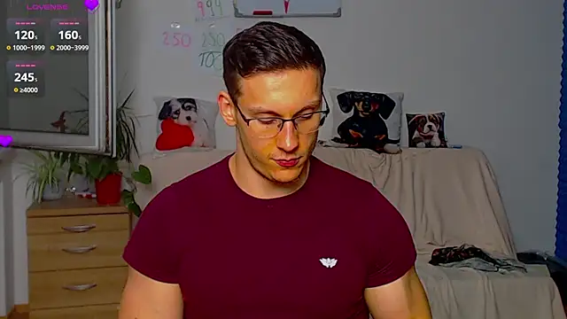 ZeinMiracles online show from April 10, 2026, 9:22 pm