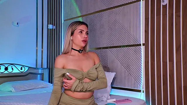 Snapshot of hey_babyfacesss chatting on September 26, 2025, 10:16 pm hey babyfacesss online show from September 26, 2025, 10:16 pm