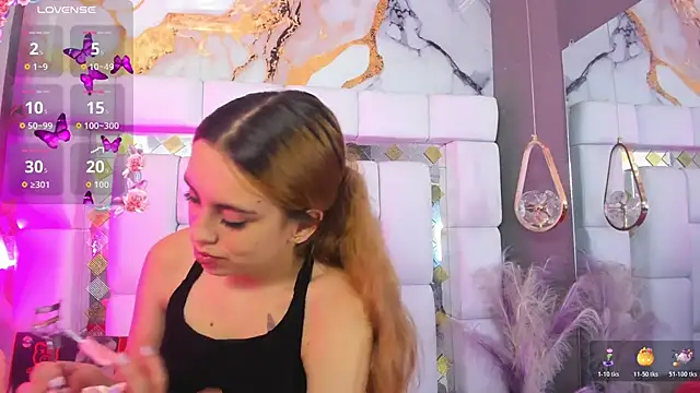 Natasha-Adams online show from February 17, 2026, 8:50 pm