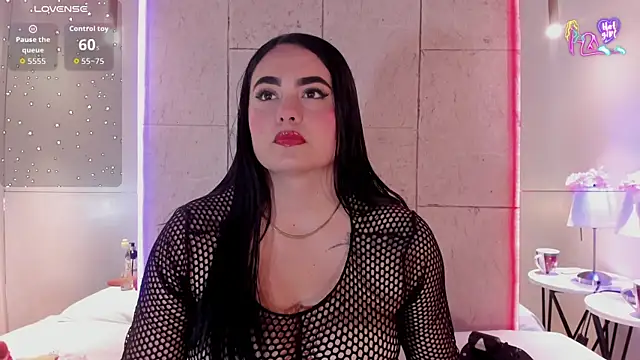 Snapshot of sofiiacarson chatting on May 15, 2026, 2:48 pm sofiiacarson online show from May 15, 2026, 2:48 pm
