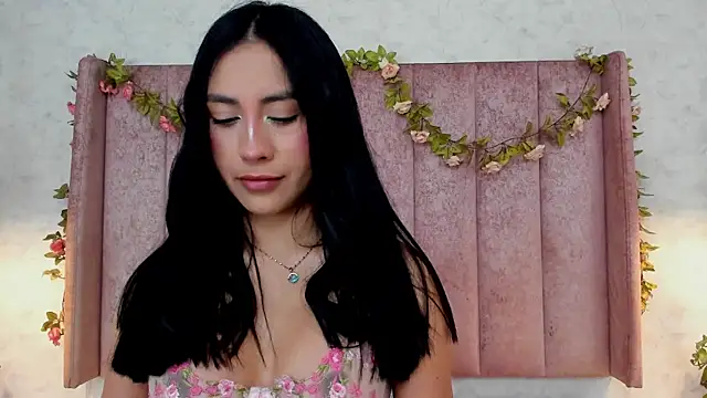 Snapshot of AnyaJay chatting on December 18, 2025, 10:24 pm AnyaJay online show from December 18, 2025, 10:24 pm