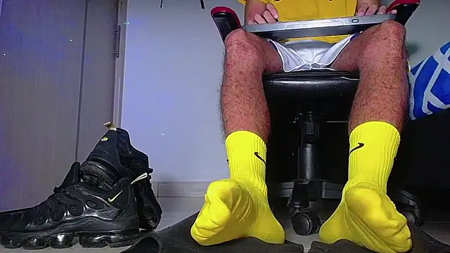 Snapshot of Sir_kev66 chatting on December 14, 2025, 2:07 am Sir kev66 online show from December 14, 2025, 2:07 am