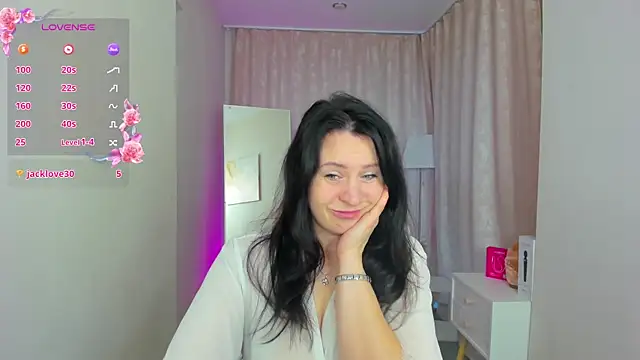 Lea shadom online show from April 12, 2026, 1:09 am