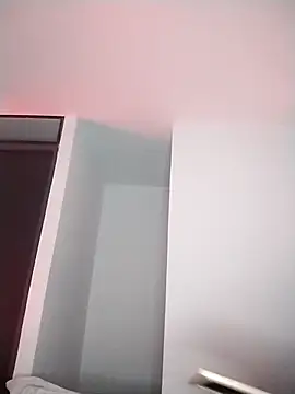 Snapshot of _paulaaa chatting on November 7, 2025, 11:52 pm paulaaa online show from November 7, 2025, 11:52 pm