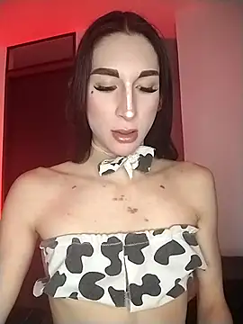 Snapshot of _paulaaa chatting on November 22, 2025, 1:37 am paulaaa online show from November 22, 2025, 1:37 am